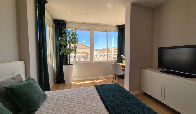 Resale - Town House -
Alicante - Costa Blanca