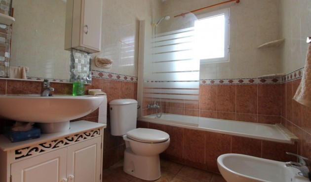 Resale - Villa -
San Miguel de Salinas - Inland