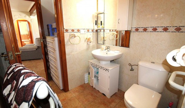 Resale - Villa -
San Miguel de Salinas - Inland