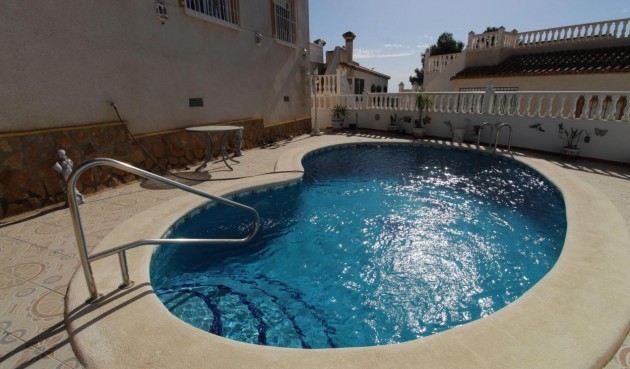 Resale - Villa -
San Miguel de Salinas - Inland