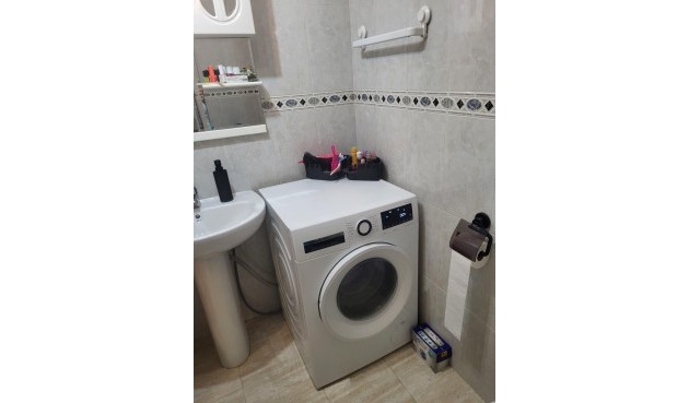 Resale - Apartment -
Torrevieja - Estacion De Autobuses