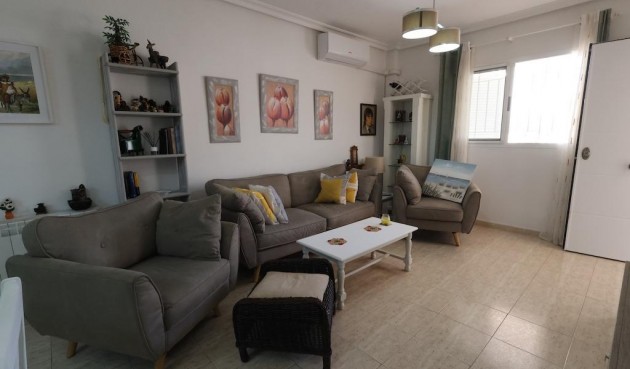 Resale - Bungalow -
Orihuela Costa - Costa Blanca