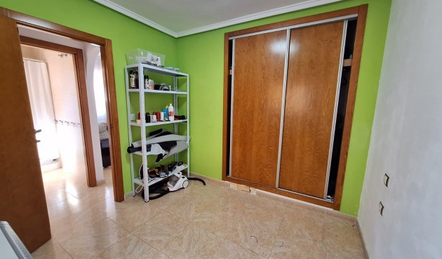 Brukt - Tosidig -
Torrevieja - aguas nuevas
