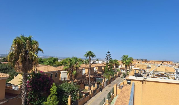 Brukt - Tosidig -
Torrevieja - aguas nuevas
