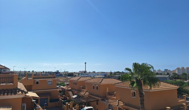Brukt - Tosidig -
Torrevieja - aguas nuevas