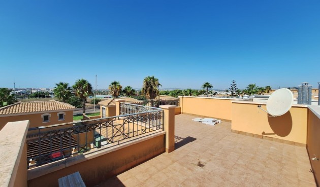 Brukt - Tosidig -
Torrevieja - aguas nuevas
