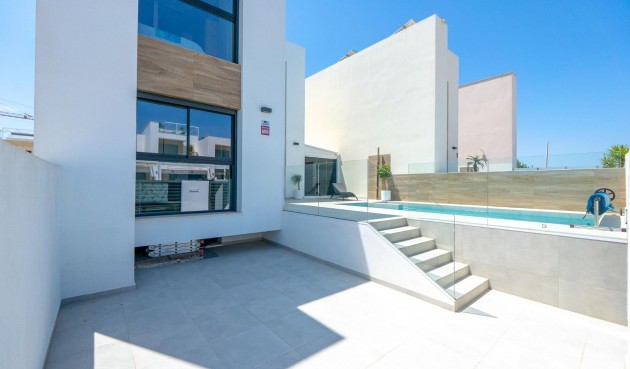 Resale - Villa -
Rojales - Benimar