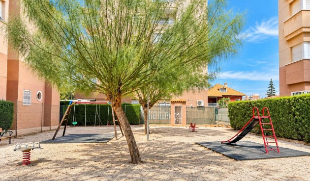 Återförsäljning - Apartment -
Torrevieja - Playa del Cura