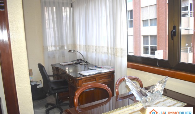 Resale - Apartment -
Alicante - Costa Blanca