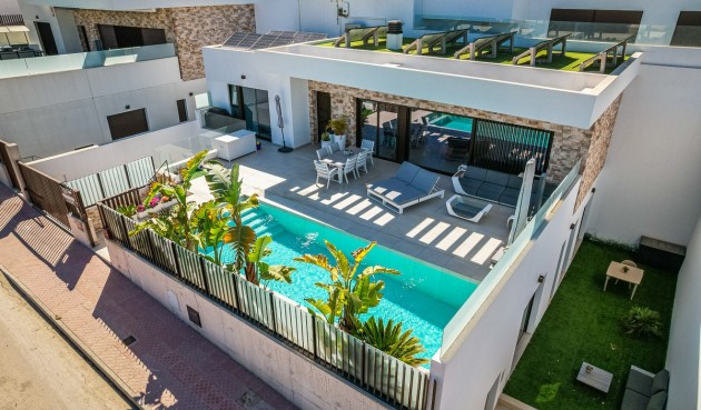Resale - Villa -
Rojales - Inland