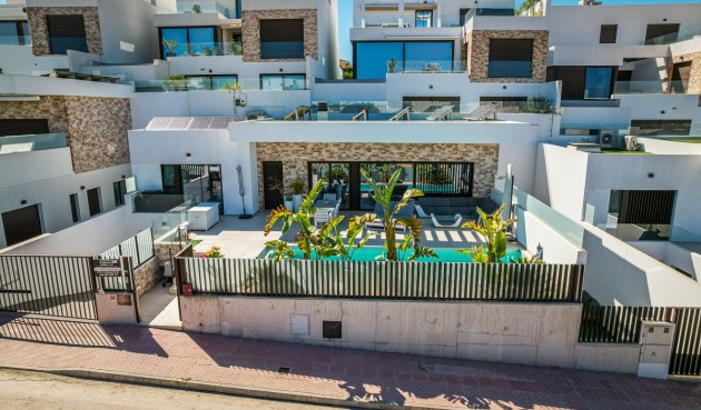 Resale - Villa -
Rojales - Inland