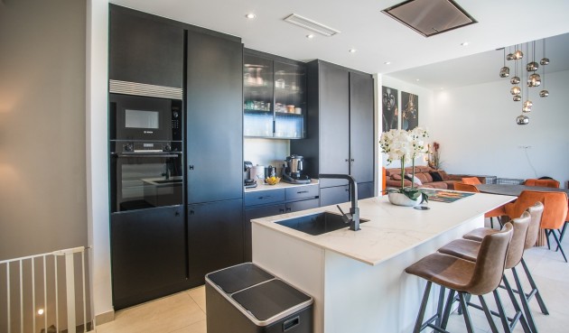 Resale - Villa -
Rojales - Inland