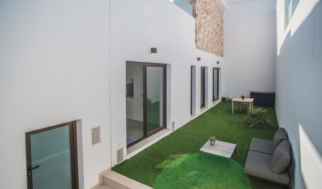 Resale - Villa -
Rojales - Inland