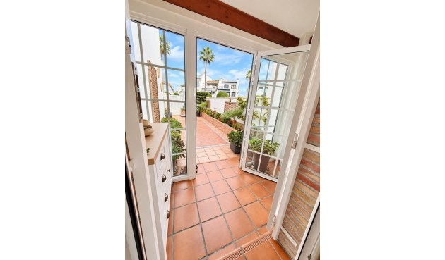 Resale - Villa -
Orihuela Costa - Costa Blanca