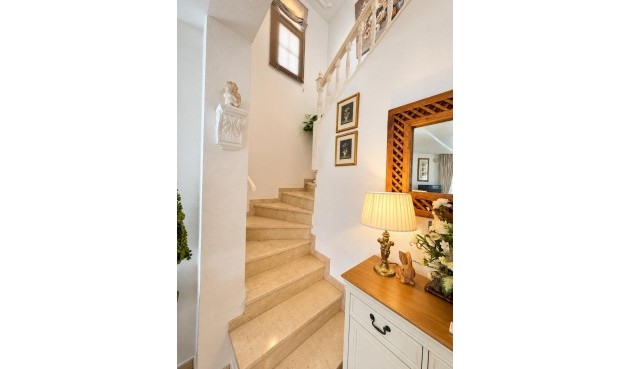 Resale - Villa -
Orihuela Costa - Costa Blanca