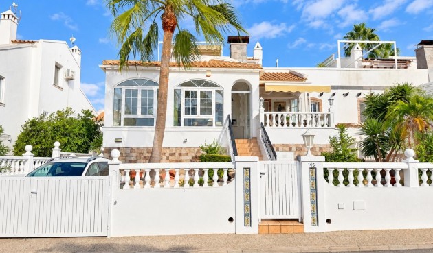 Resale - Villa -
Orihuela Costa - Costa Blanca