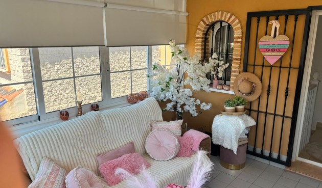Resale - Villa -
El Raso - Costa Blanca