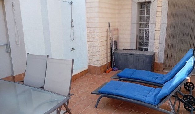 Reventa - Town House -
Daya Vieja - Costa Blanca