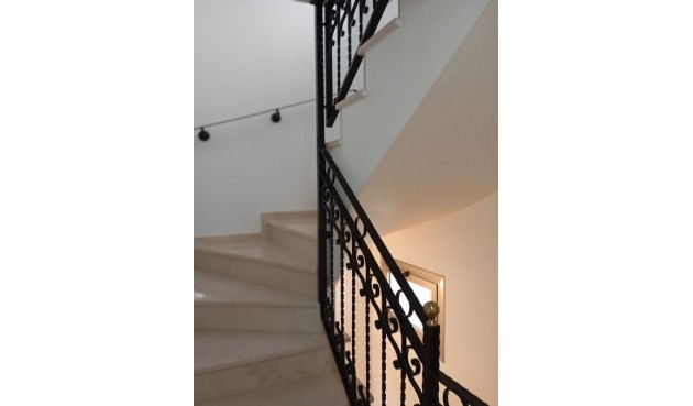 Reventa - Town House -
Daya Vieja - Costa Blanca