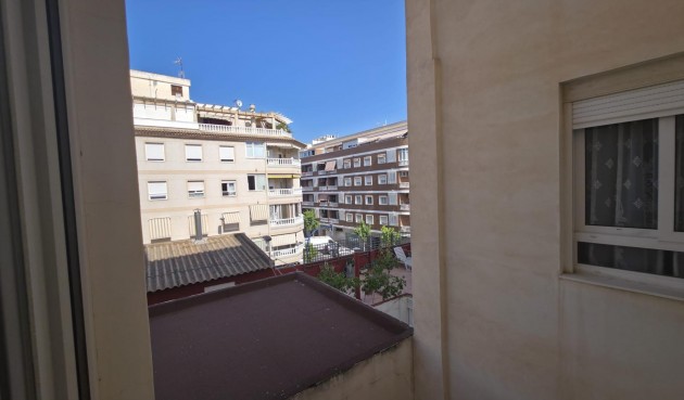 Brukt - Apartment -
Torrevieja - Acequion