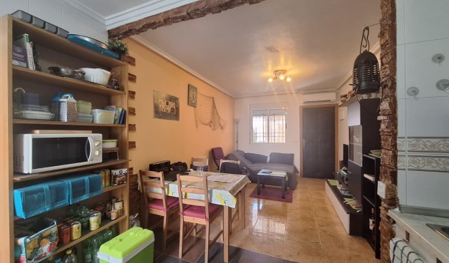 Resale - Bungalow -
Torrevieja - El Limonar