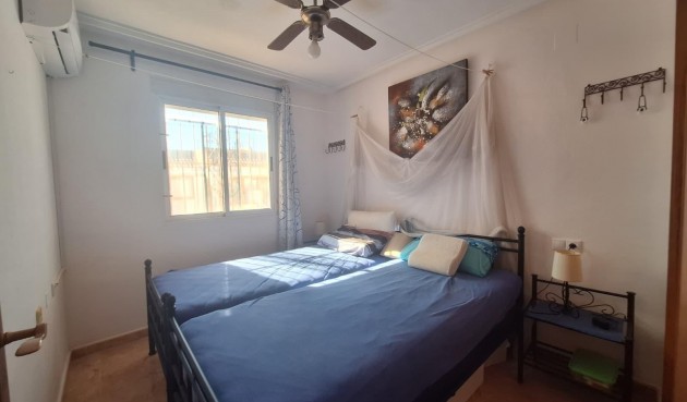 Resale - Bungalow -
Torrevieja - El Limonar