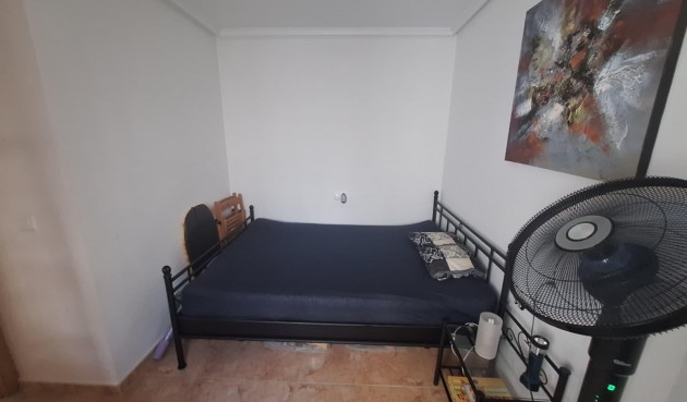 Resale - Bungalow -
Torrevieja - El Limonar