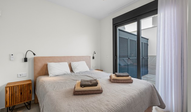 Resale - Semi Detached -
Torre de la Horadada - Costa Blanca