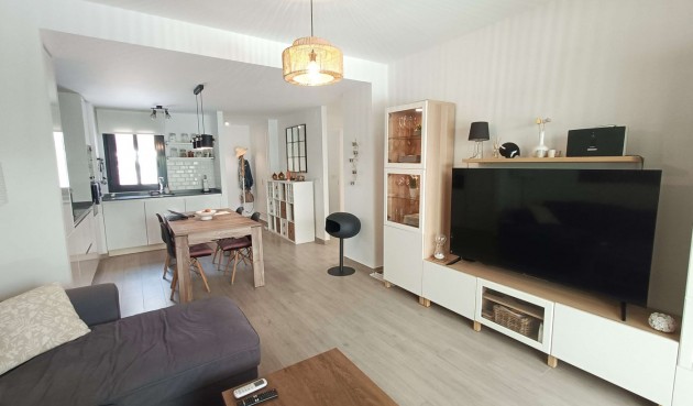Resale - Apartment -
San Miguel de Salinas - Inland