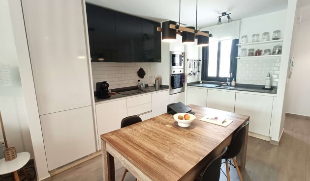 Resale - Apartment -
San Miguel de Salinas - Inland