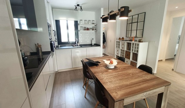 Resale - Apartment -
San Miguel de Salinas - Inland