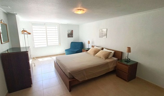 Resale - Quad House -
Algorfa - Inland