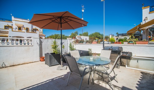 Resale - Villa -
Vistabella Golf Entre Naranjos - Inland