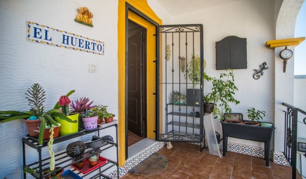 Resale - Villa -
Vistabella Golf Entre Naranjos - Inland