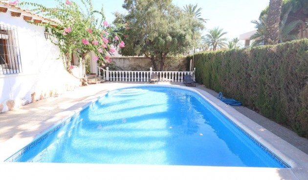 Resale - Villa -
Orihuela Costa - Costa Blanca
