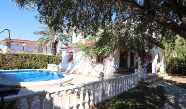 Resale - Villa -
Orihuela Costa - Costa Blanca