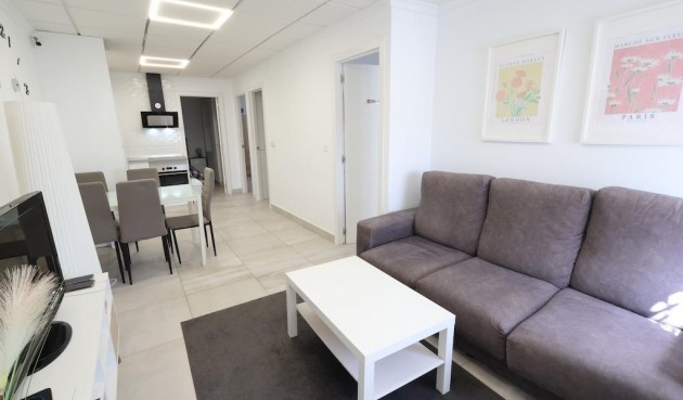 Resale - Bungalow -
Torrevieja - Costa Blanca