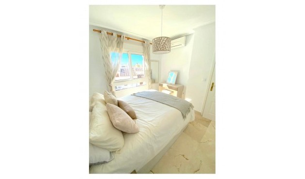 Resale - Apartment -
Playa Flamenca - Costa Blanca
