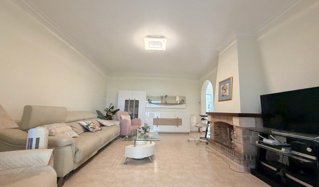 Resale - Villa -
Ciudad Quesada - Costa Blanca