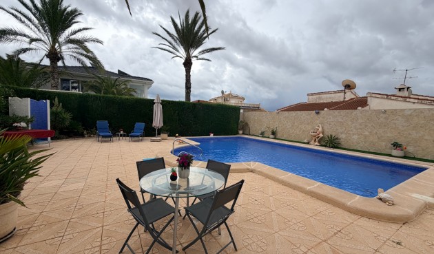 Resale - Villa -
Ciudad Quesada - Costa Blanca