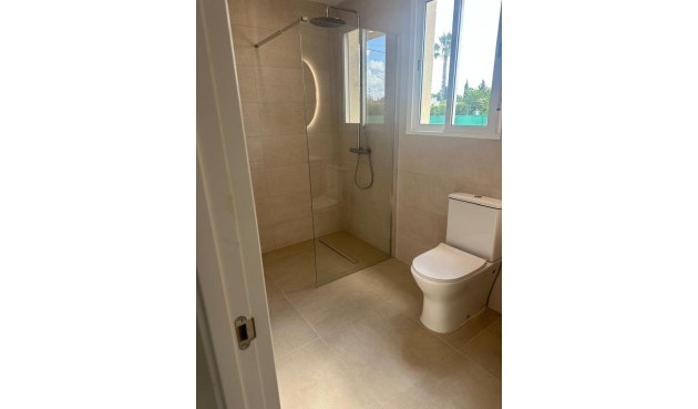 Resale - Villa -
Catral - Costa Blanca