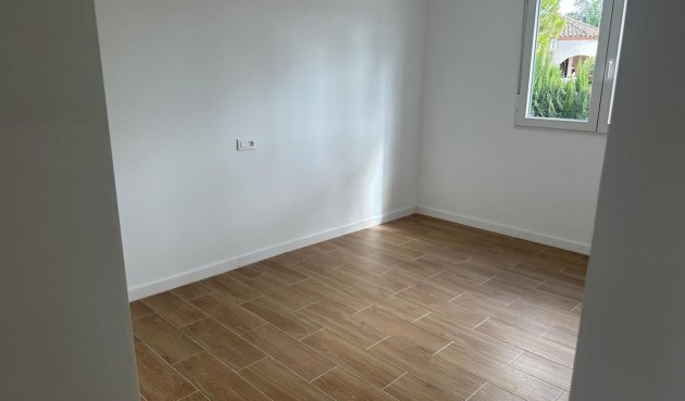 Resale - Villa -
Catral - Costa Blanca