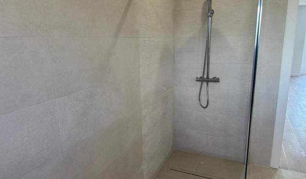 Resale - Villa -
Catral - Costa Blanca
