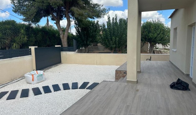 Resale - Villa -
Catral - Costa Blanca