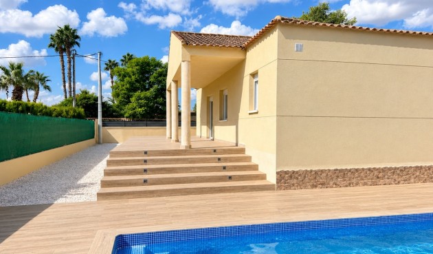 Resale - Villa -
Catral - Costa Blanca