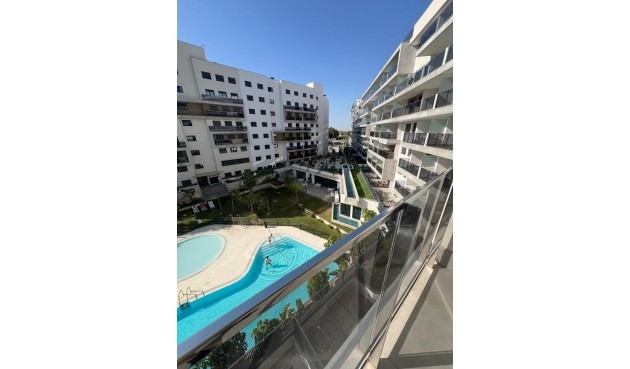 Resale - Apartment -
Campoamor - Costa Blanca