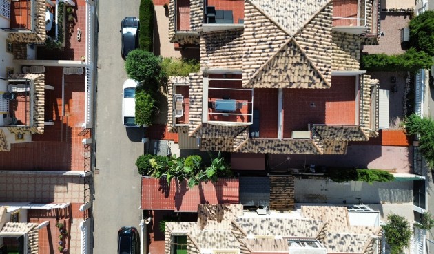 Resale - Semi Detached -
Lomas de Caboroig
