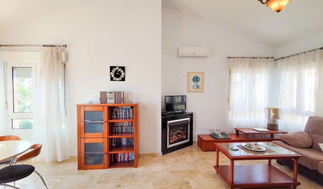 Resale - Villa -
Villamartin - Costa Blanca