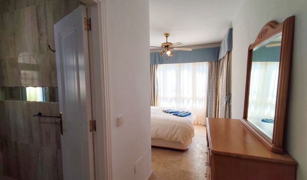 Resale - Villa -
Villamartin - Costa Blanca
