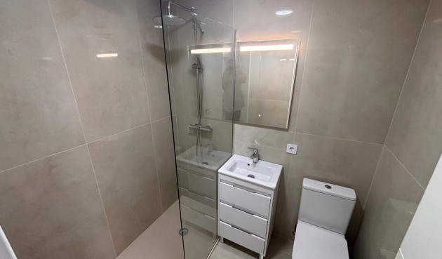 Resale - Bungalow -
Torrevieja - Costa Blanca